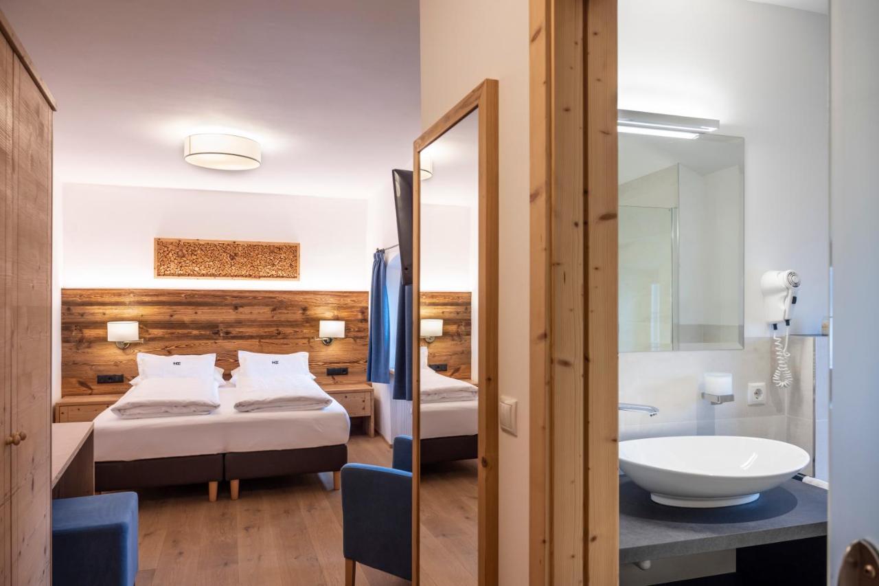Ansitz Fonteklaus Hotel Лайон Екстериор снимка