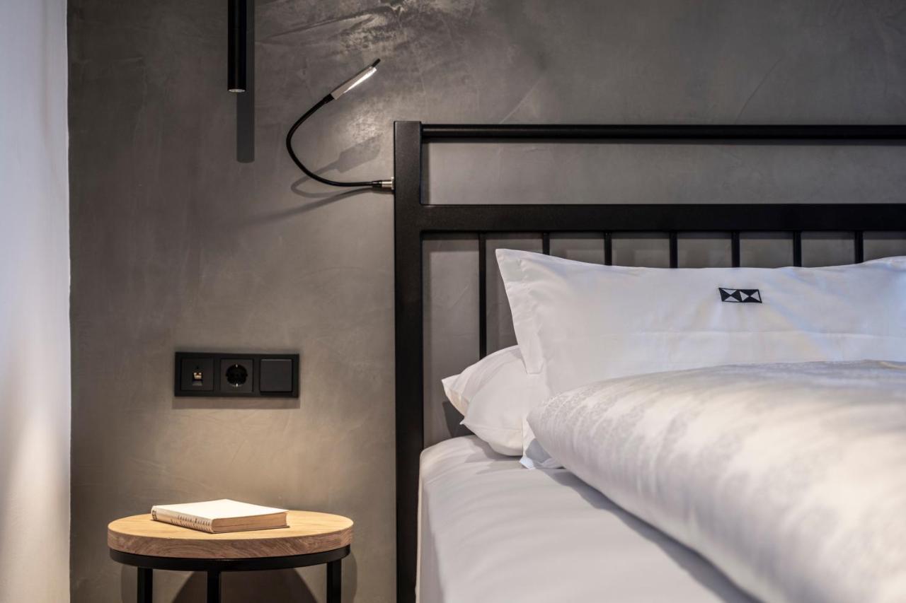 Ansitz Fonteklaus Hotel Лайон Екстериор снимка